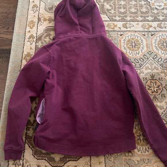 Patagonia Burgundy Hoodie - Picture 6 of 6